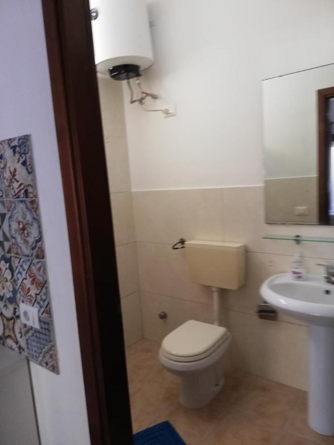 Callipigia Marsala Luaran gambar